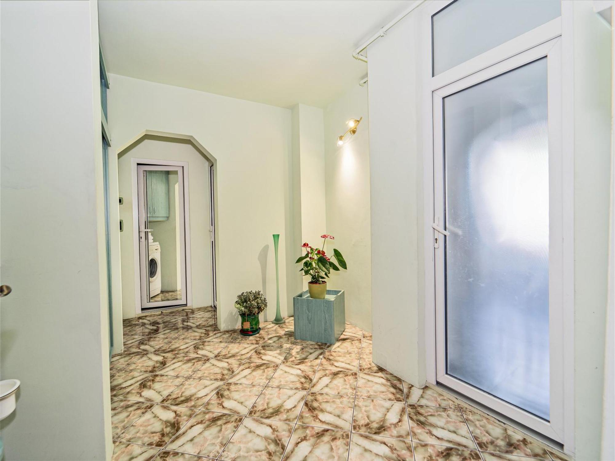 Arad Central Joy - Mihaela Apartment Экстерьер фото