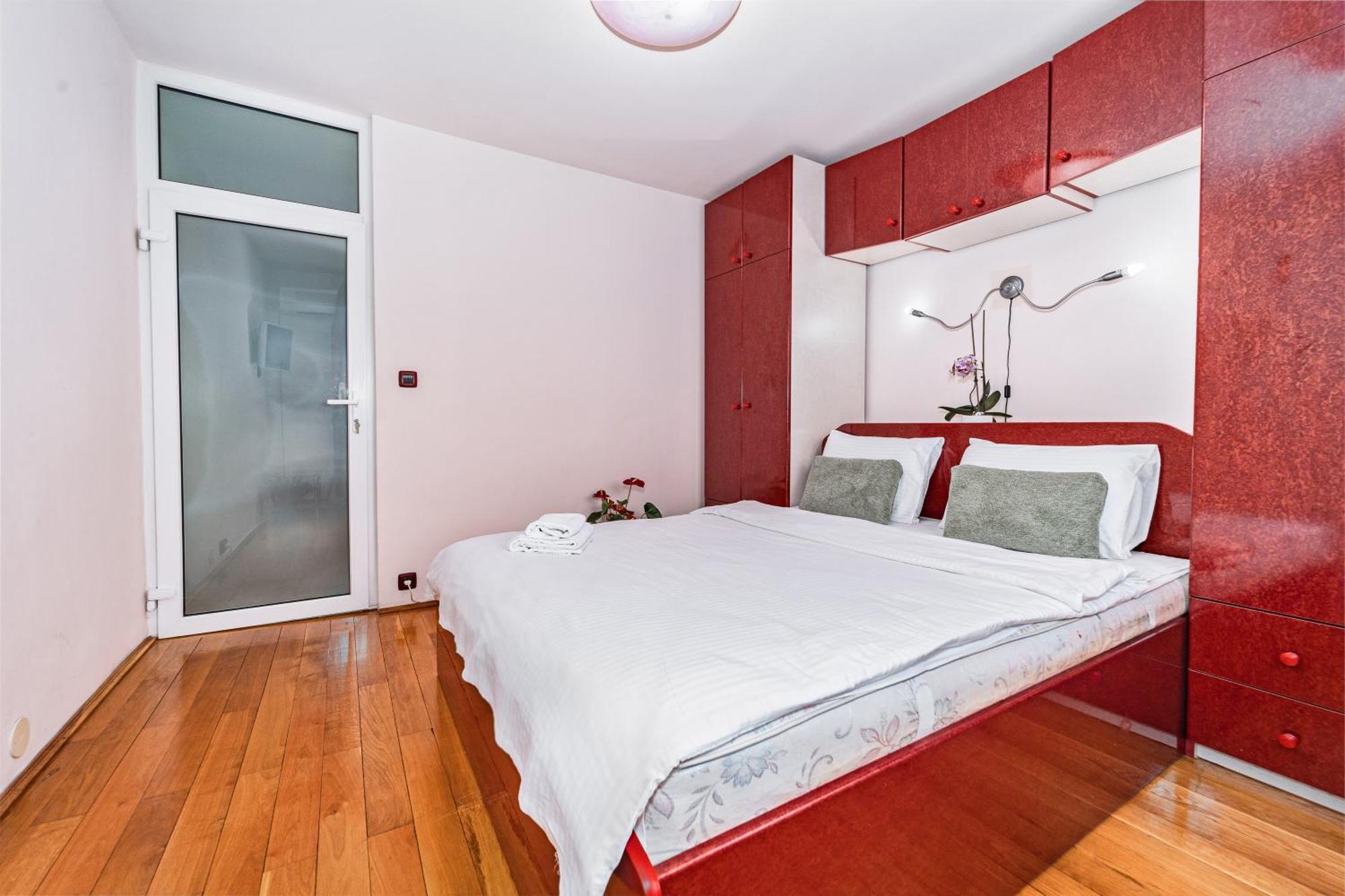 Arad Central Joy - Mihaela Apartment Экстерьер фото